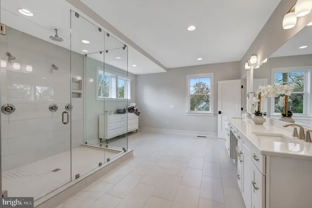 $2,098,500 | 6601 Gordon Avenue, Falls Church, VA 22046