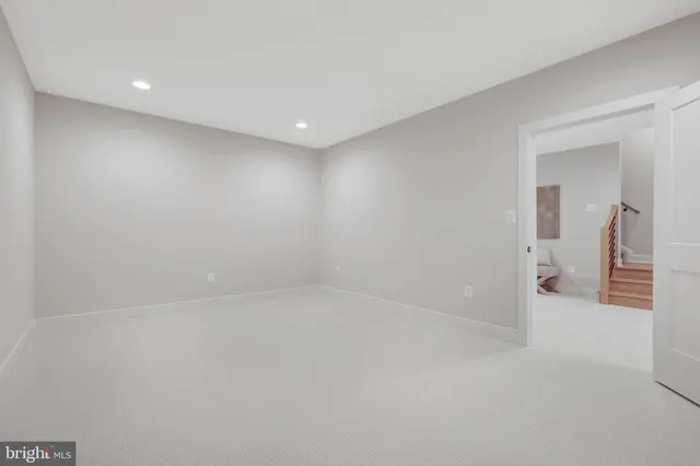 $2,098,500 | 6601 Gordon Avenue, Falls Church, VA 22046