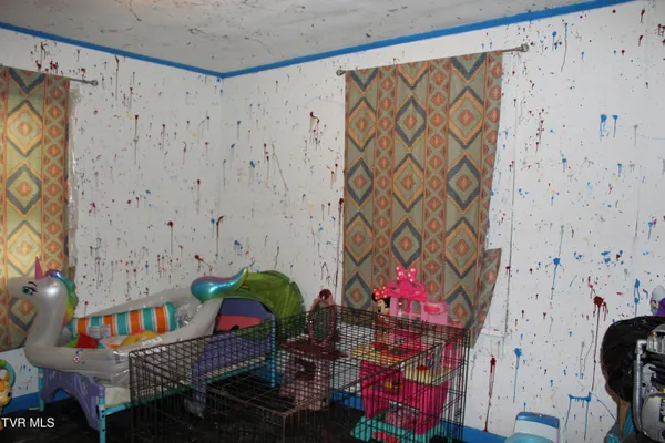 $115,000 | 2301 State Road 636, St. Charles, VA 24282