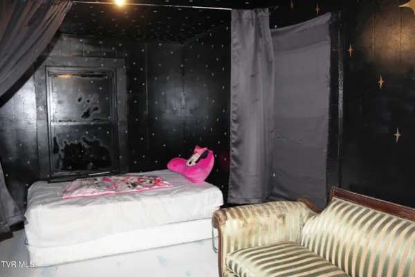 $115,000 | 2301 State Road 636, St. Charles, VA 24282