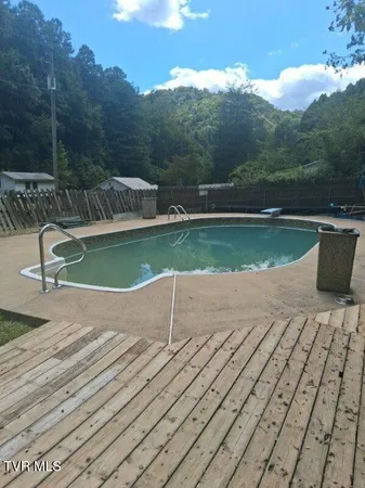 $108,000 | 2301 State Road 636, St. Charles, VA 24282