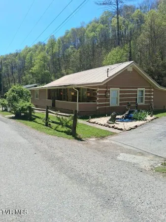 $108,000 | 2301 State Road 636, St. Charles, VA 24282