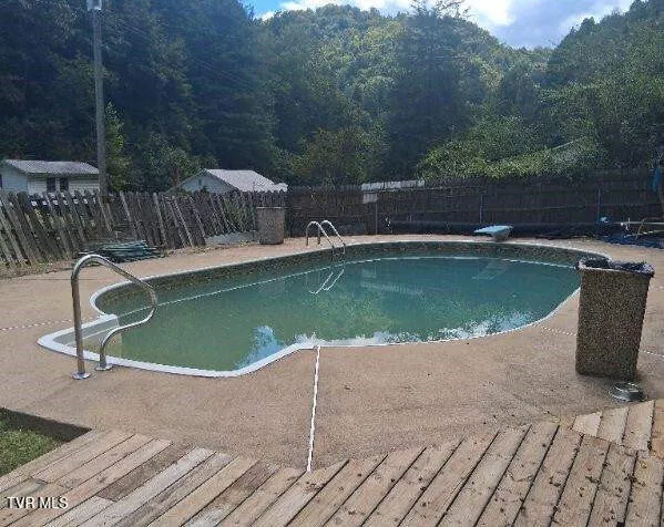 $115,000 | 2301 State Road 636, St. Charles, VA 24282