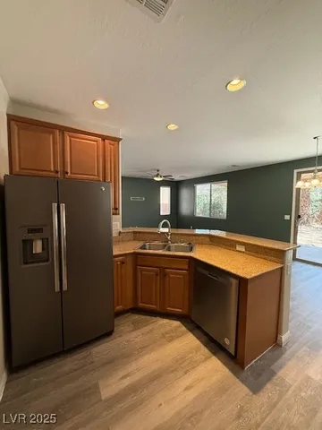 $2,200 | 766 Crest Valley Place, Henderson, NV 89011