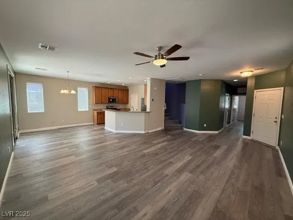 $2,200 | 766 Crest Valley Place, Henderson, NV 89011