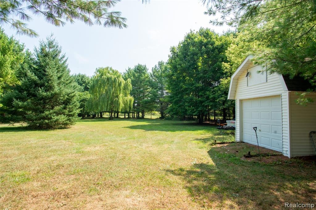 8175 South Beyer Road Birch Run, MI 48415 - Photo 30 of 34 Gallery Image 30