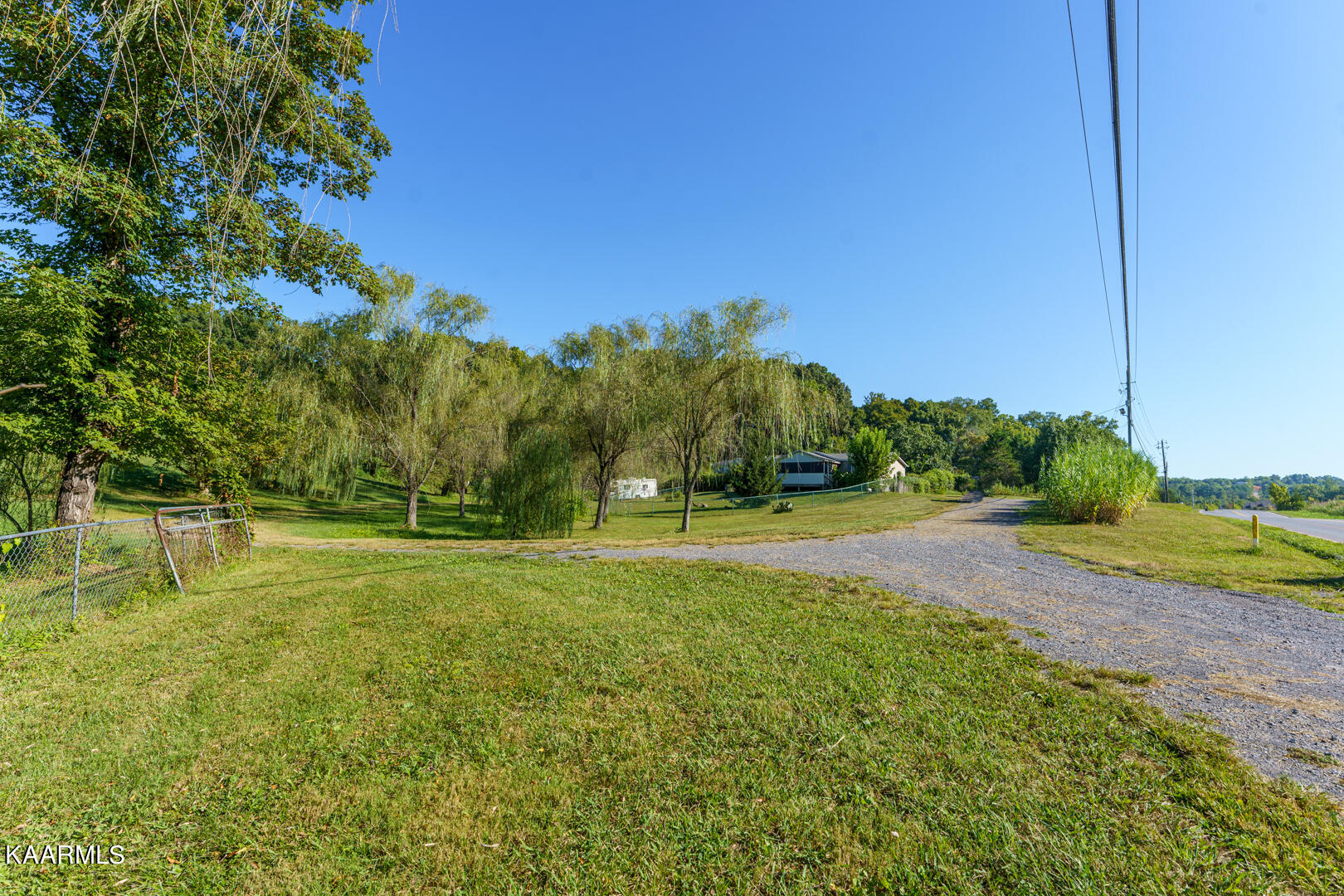 3839 Snyder Road Kodak, TN 37764 - Photo 17 of 31 _DSC3104-HDR-Edit