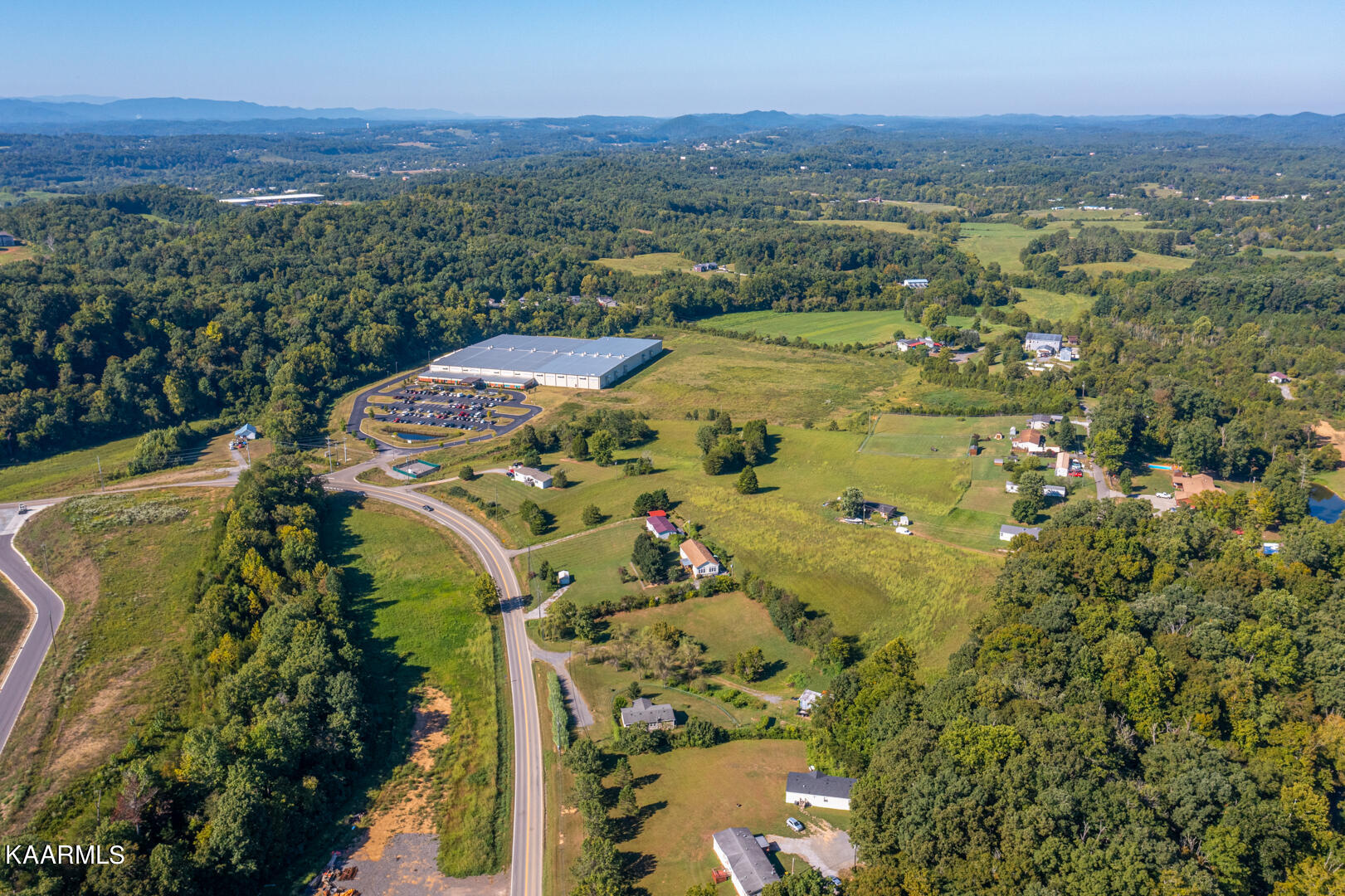 3839 Snyder Road Kodak, TN 37764 - Photo 28 of 31 DJI_0853-HDR-Edit