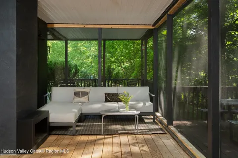 $695,000 | 189 Horsenden Road, New Paltz, NY 12561