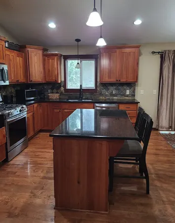 $3,750 | 1539 Hydram Avenue North, Oakdale, MN 55128