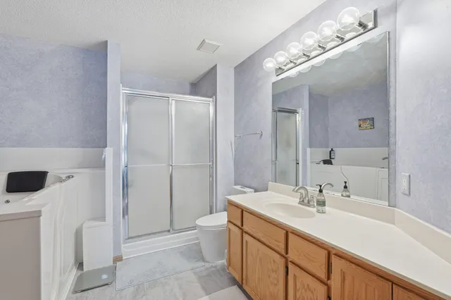 $350,000 | 3909 93rd Avenue North, Brooklyn Park, MN 55443