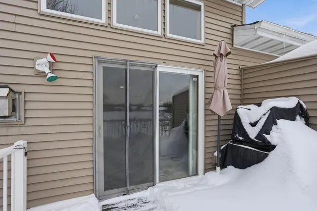 $350,000 | 3909 93rd Avenue North, Brooklyn Park, MN 55443