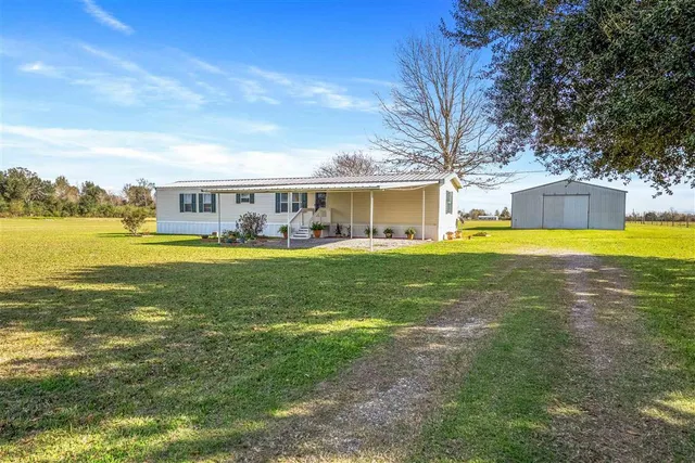 $205,000 | 7537 Delaney Road, Bell City, LA 70630