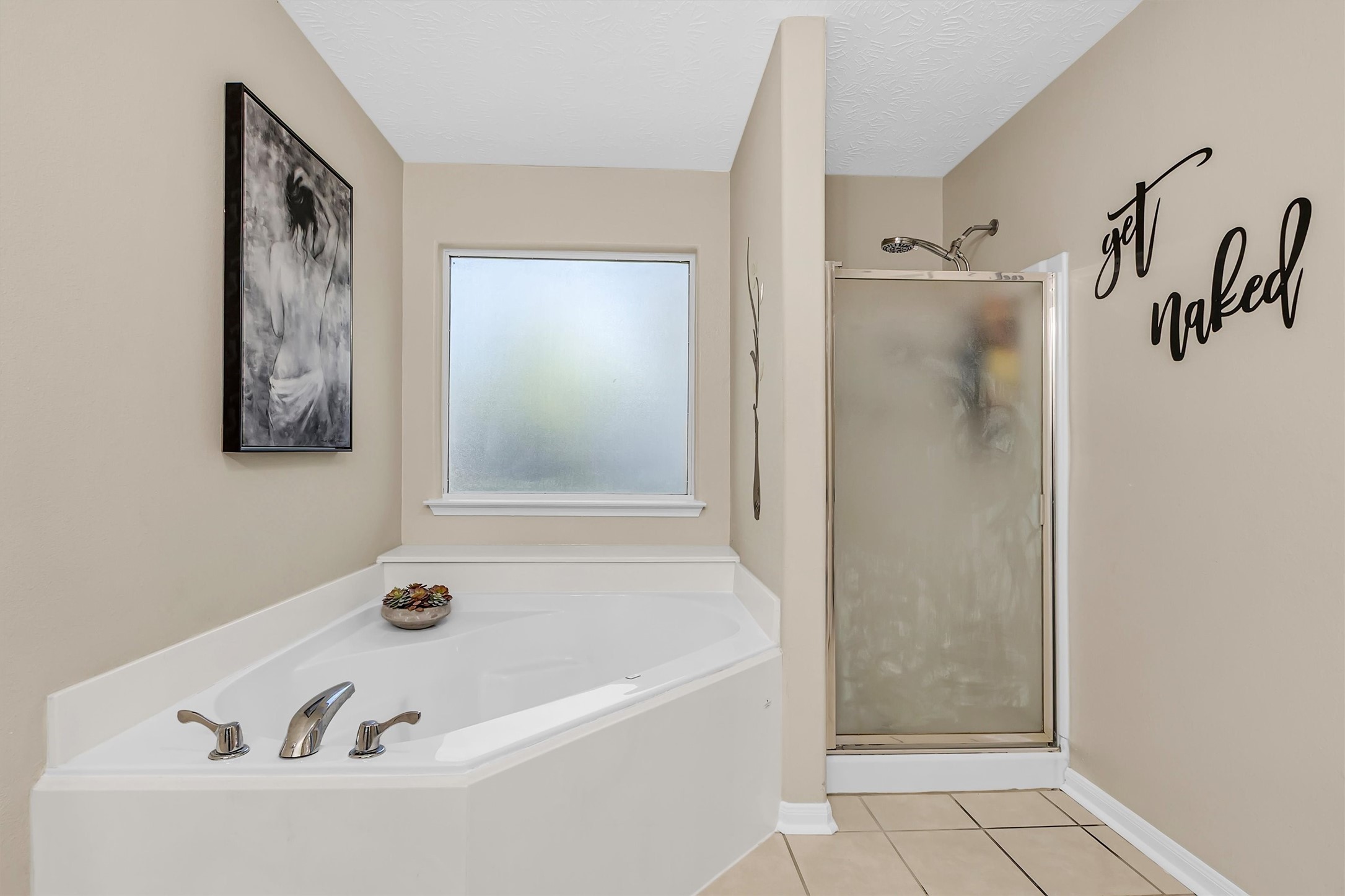 4802 Comal River Loop Spring, TX 77386 - Photo 11 of 20 Primary bathroom soaking tub and separate shower