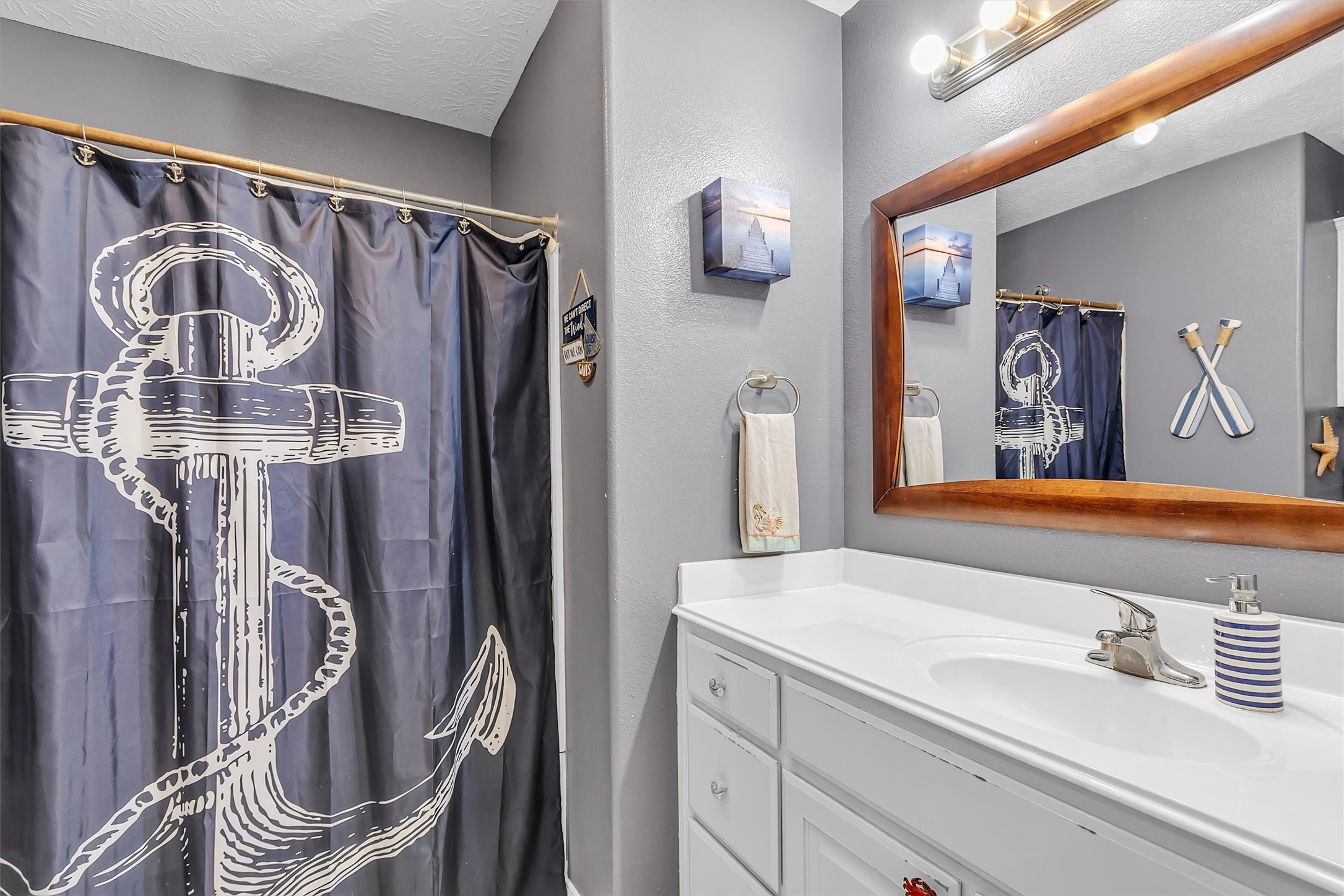 4802 Comal River Loop Spring, TX 77386 - Photo 16 of 20 Guest/Secondary bathroom