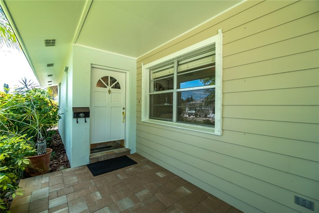 873 Fathom Road West North Palm Beach, FL 33408 - Photo 3 of 24 Photo 3