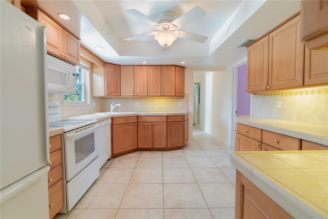 873 Fathom Road West North Palm Beach, FL 33408 - Photo 7 of 24 Photo 7