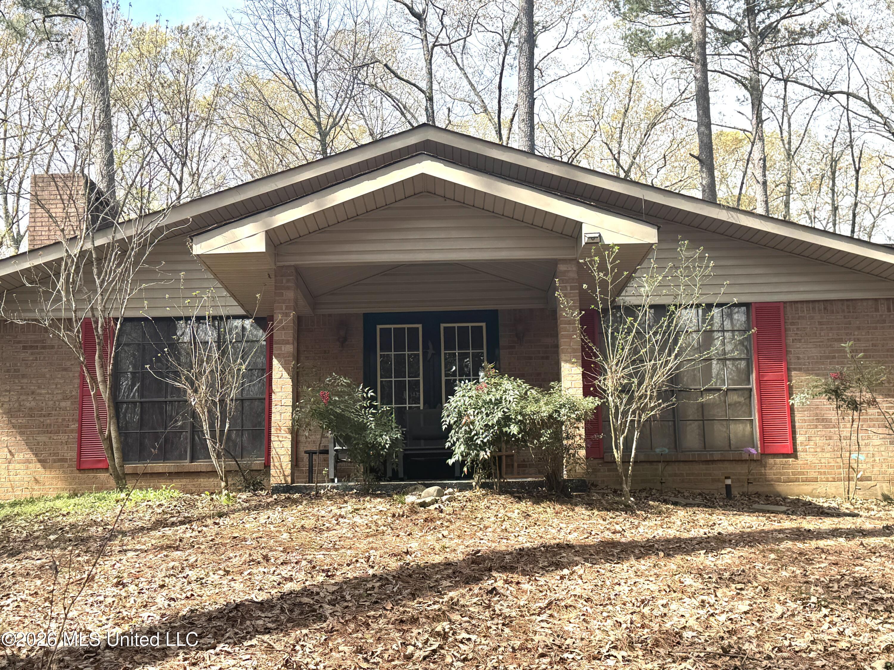 1073 Ratliff Ferry Road Canton, MS 39046 - Photo 2 of 20 IMG_7909