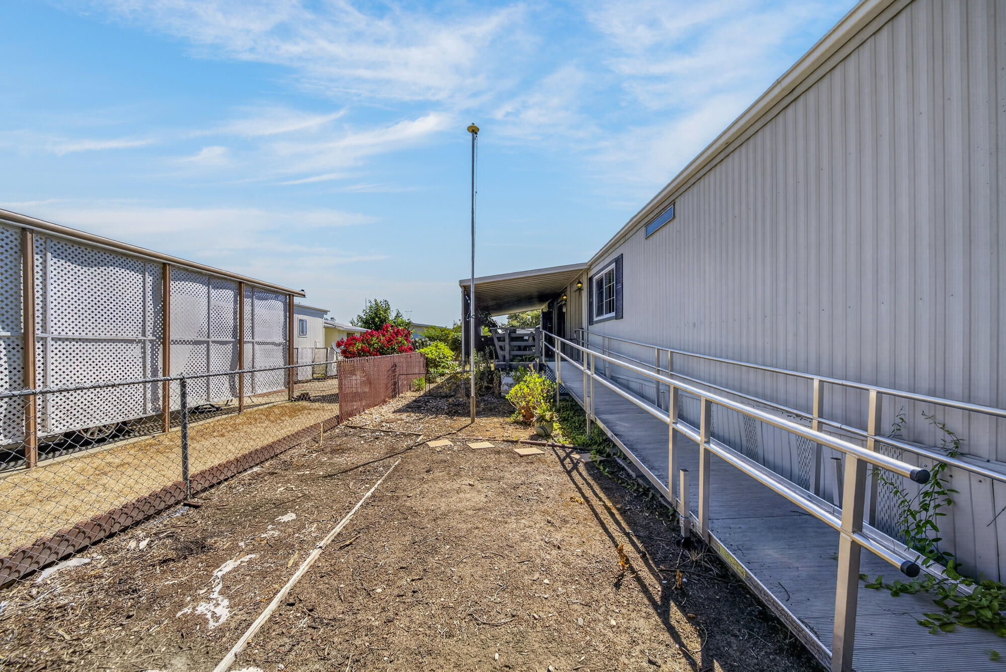 1077 Eagle Nest Road Redding, CA 96003 - Photo 24 of 34 1077 Eagle Nest Rd-42