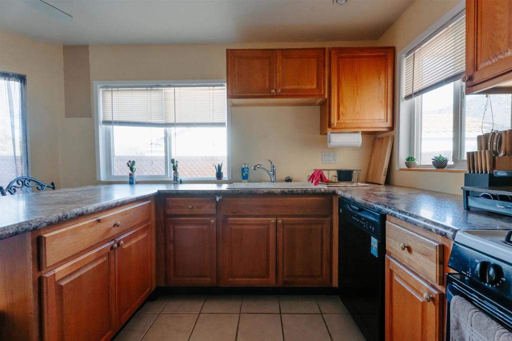 4944 Dulin Road Fallbrook, CA 92028 - Photo 6 of 30