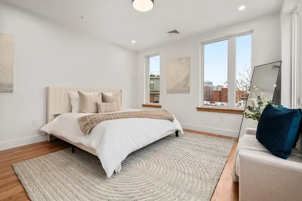 $1,795,000 | 58 Kent, Unit U301, Brookline, MA 02445