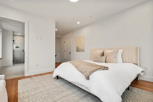 $1,795,000 | 58 Kent, Unit U301, Brookline, MA 02445