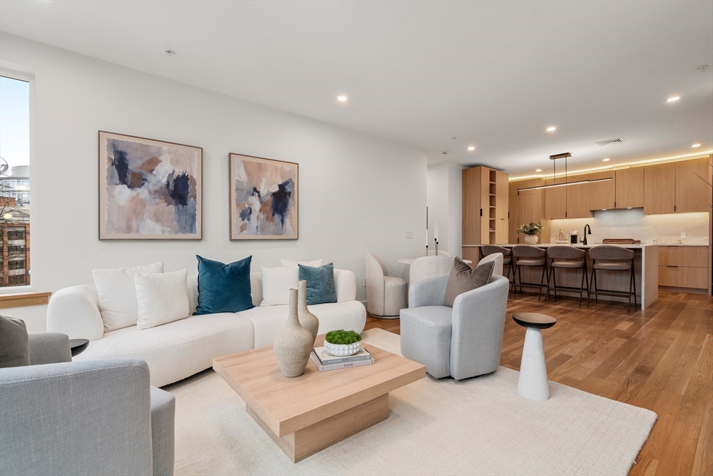 58 Kent, Unit U301 Brookline, MA 02445 - Photo 4 of 26