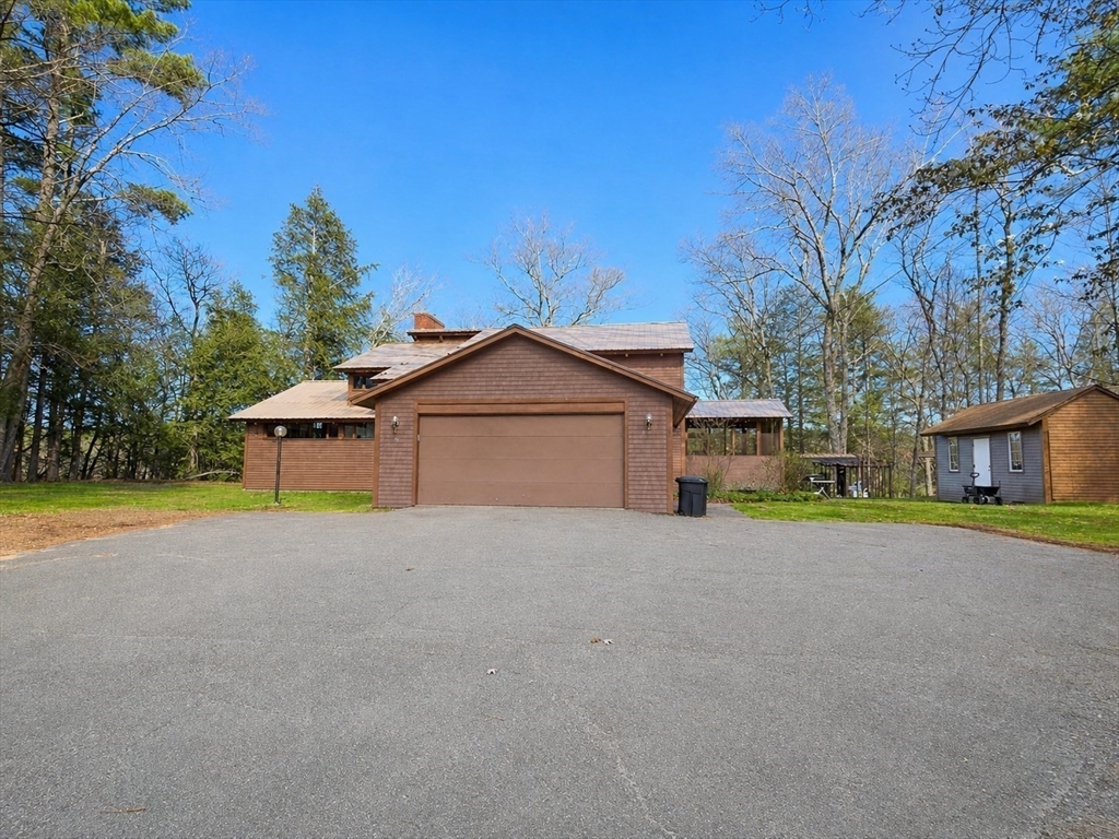 74 Perry Road Athol, MA 01364 - Photo 4 of 33