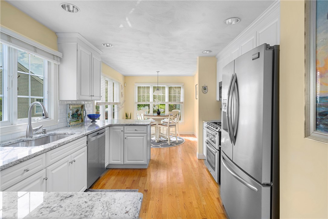 78 Channel View, Unit 3 Warwick, RI 02889 - Photo 18 of 47