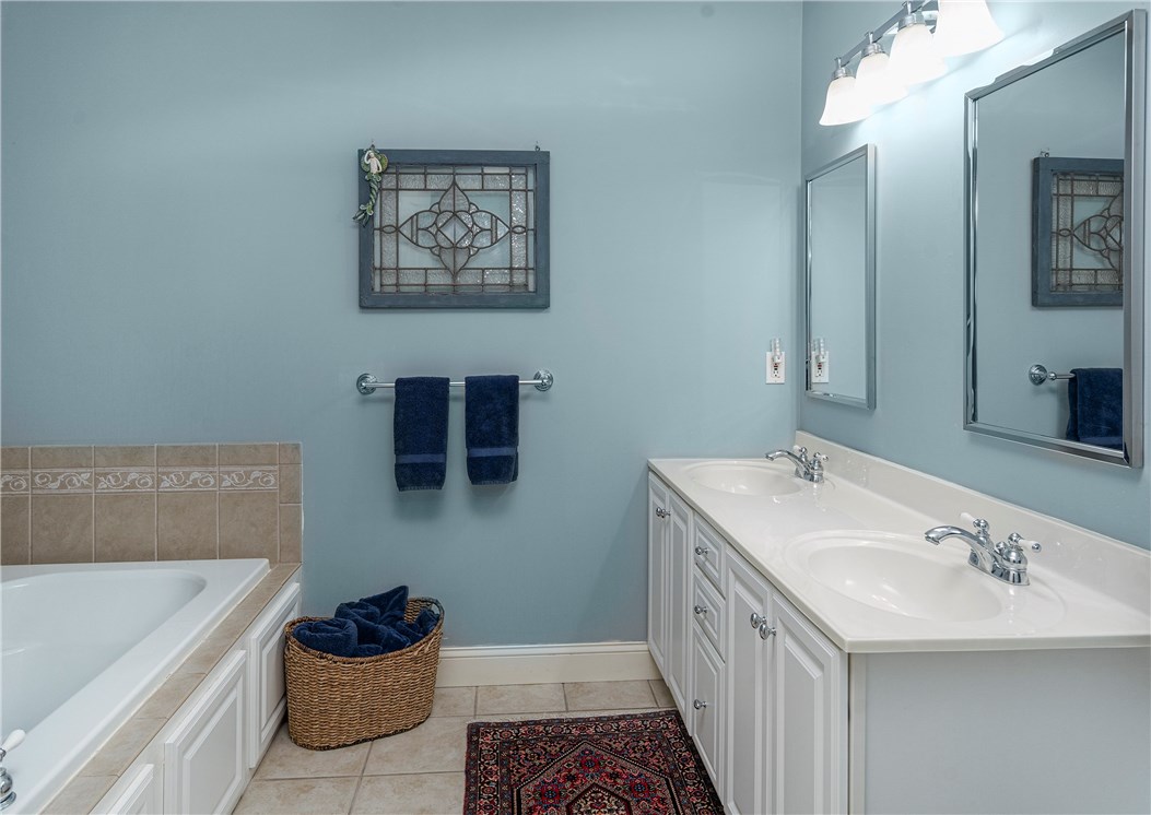 78 Channel View, Unit 3 Warwick, RI 02889 - Photo 24 of 47
