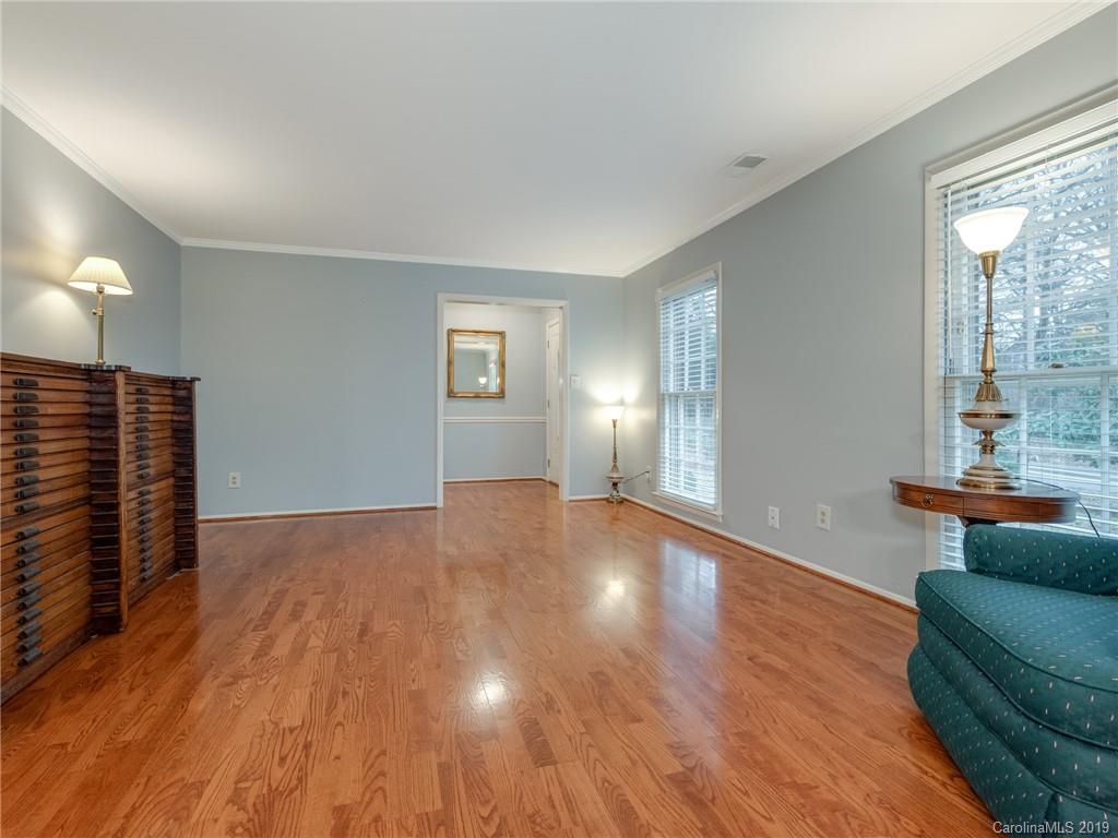 8909 Sardis Road Charlotte, NC 28270 - Photo 8 of 28 Gallery Image 8
