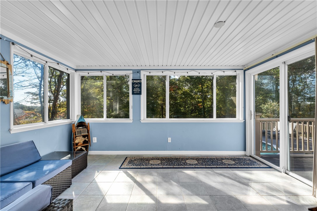 12 Pickering Drive Westerly, RI 02891 - Photo 17 of 47 Sunroom