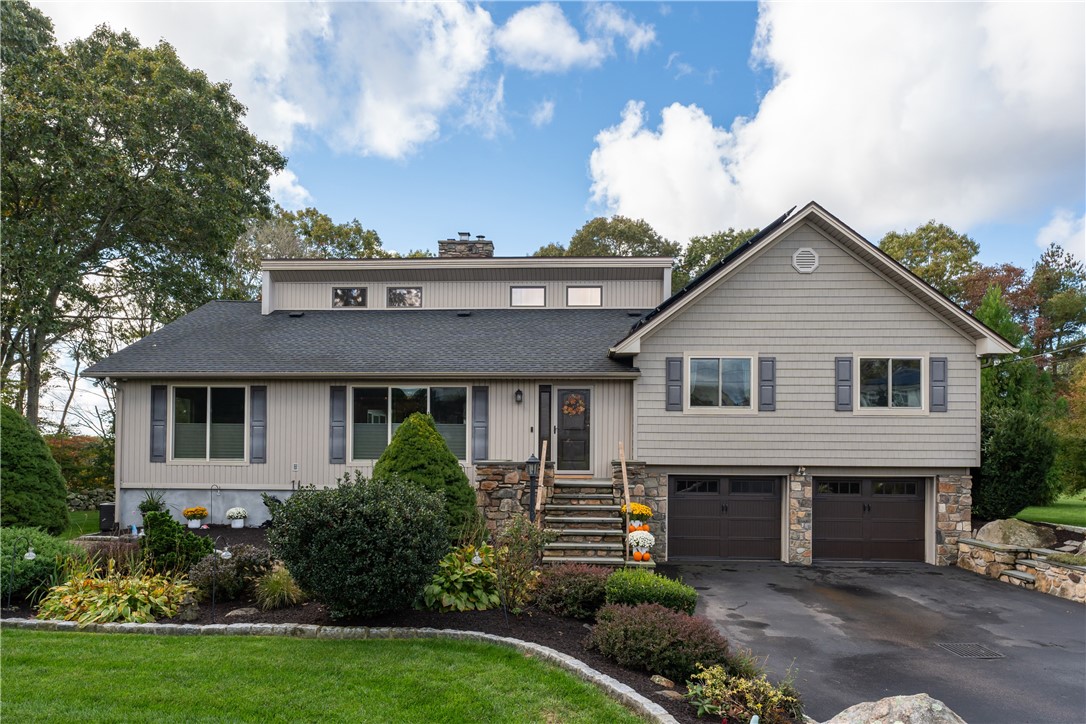 12 Pickering Drive Westerly, RI 02891 - Photo 2 of 47