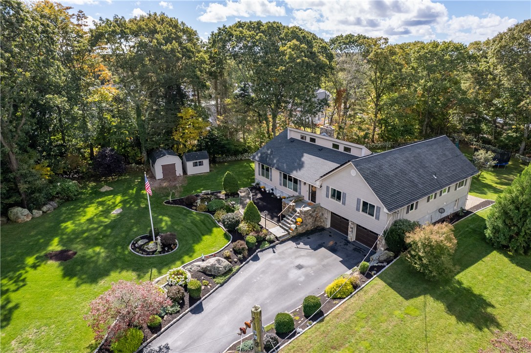 12 Pickering Drive Westerly, RI 02891 - Photo 4 of 47