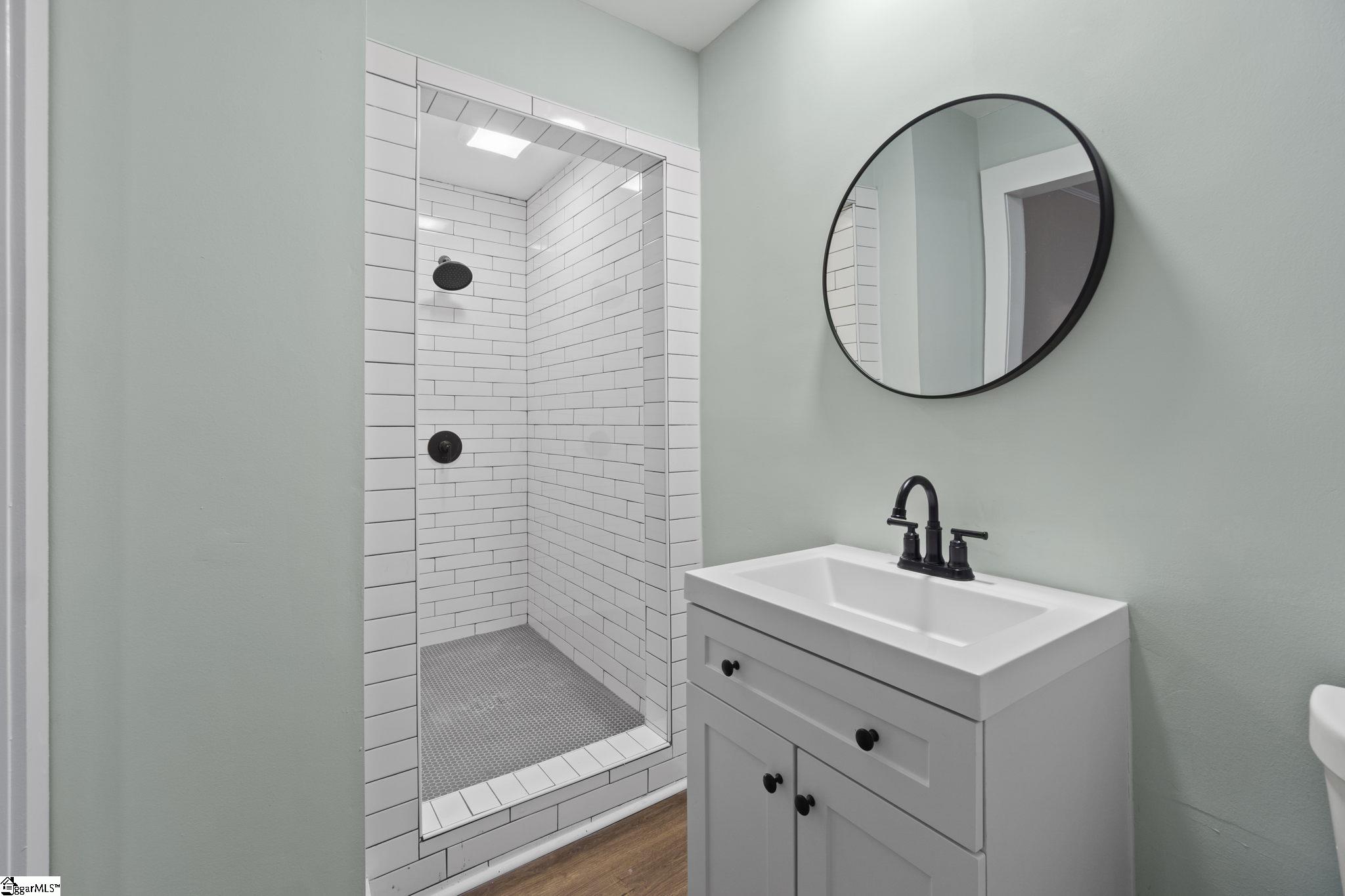 6 Hall Road Greenville, SC 29609 - Photo 19 of 25 Gallery Image 19