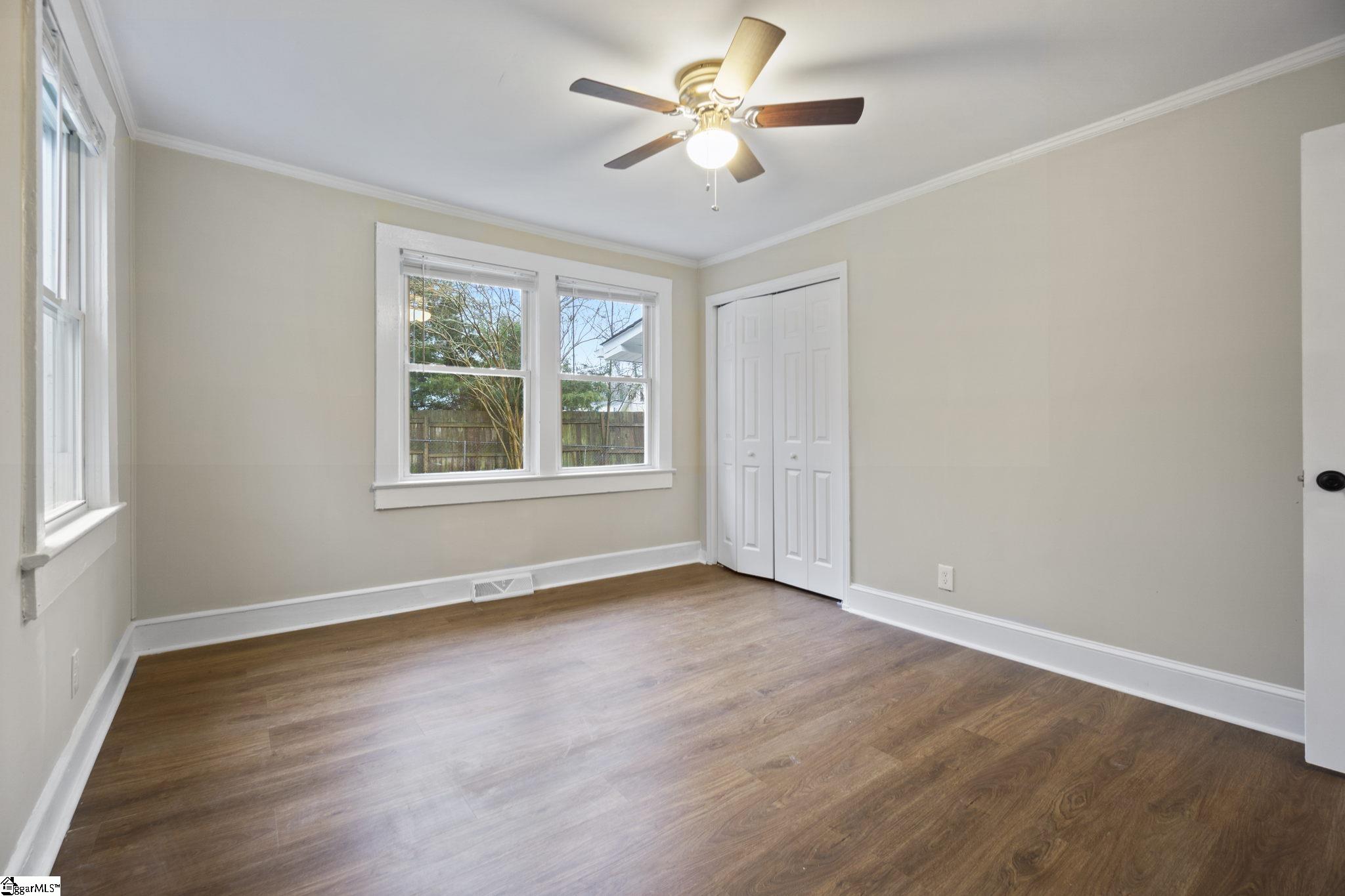 6 Hall Road Greenville, SC 29609 - Photo 6 of 25 Gallery Image 6