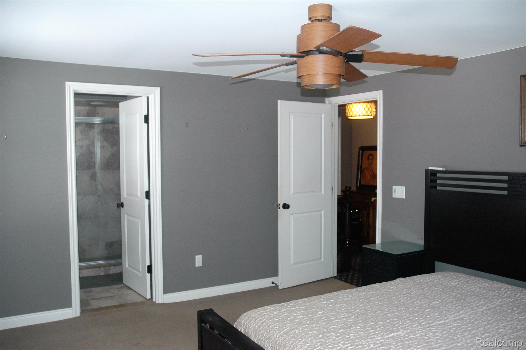 5381 Ridge Court Troy, MI 48098 - Photo 13 of 24 Gallery Image 13