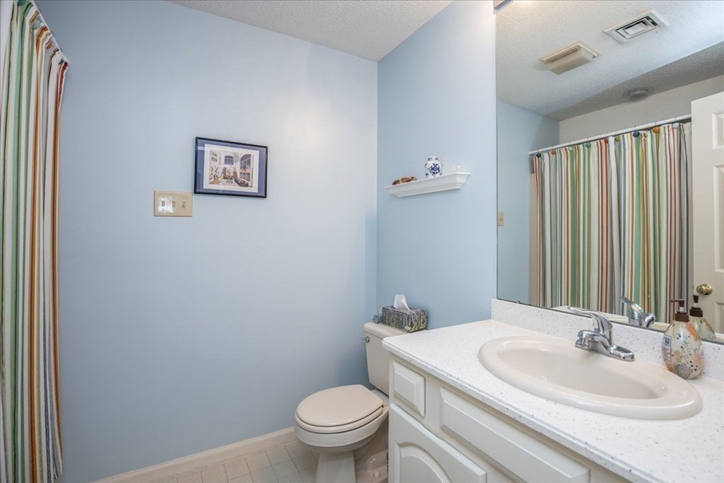 107 Abington Road, Unit 107 Danvers, MA 01923 - Photo 25 of 38 Gallery Image 25