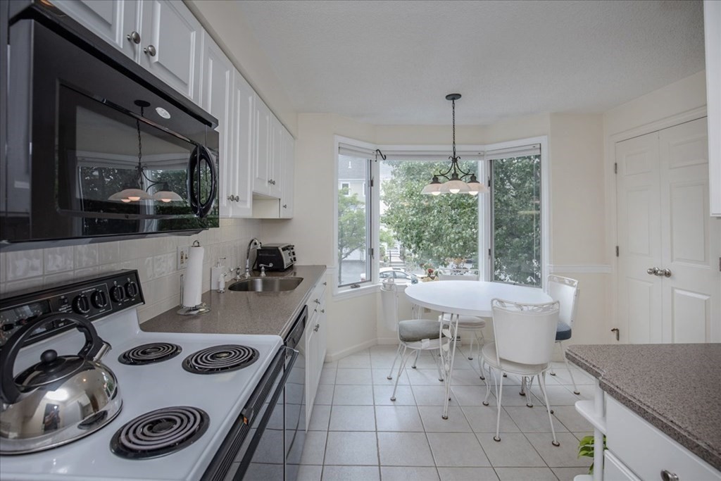 107 Abington Road, Unit 107 Danvers, MA 01923 - Photo 8 of 38 Gallery Image 8