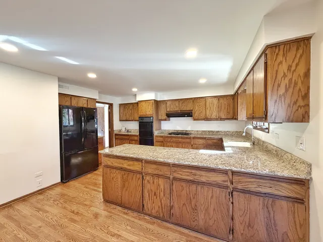 $4,500 | 6710 Wedgewood Lane, Willowbrook, IL 60527