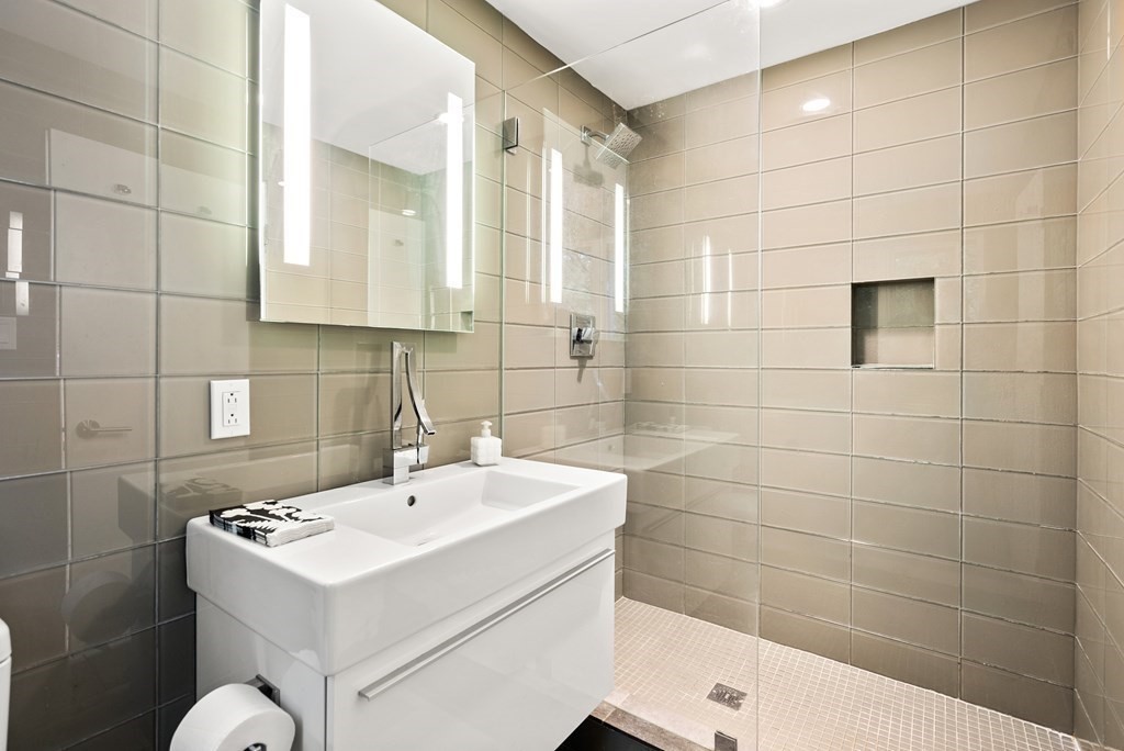 132 Woodridge Road Wayland, MA 01778 - Photo 21 of 42