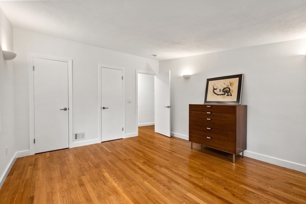 132 Woodridge Road Wayland, MA 01778 - Photo 23 of 42