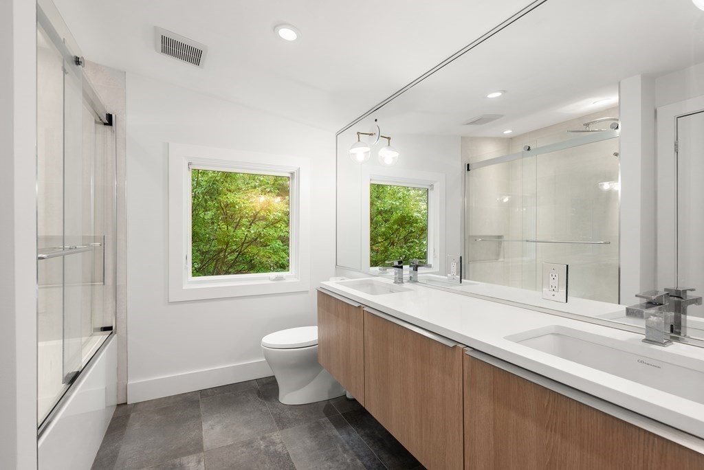 132 Woodridge Road Wayland, MA 01778 - Photo 27 of 42