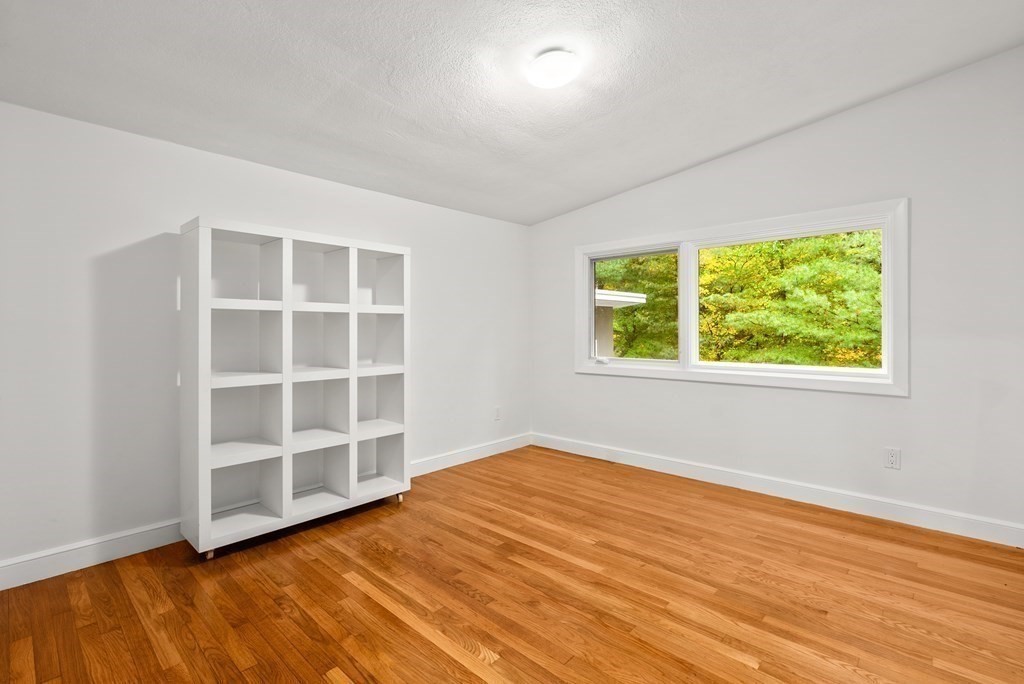 132 Woodridge Road Wayland, MA 01778 - Photo 28 of 42