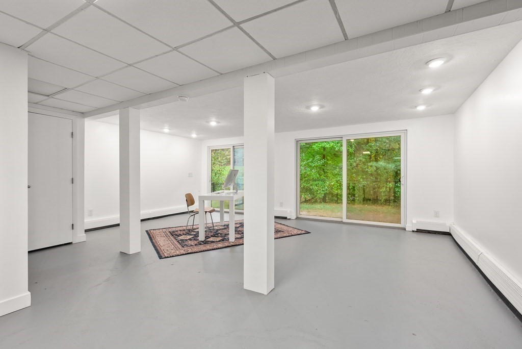 132 Woodridge Road Wayland, MA 01778 - Photo 38 of 42