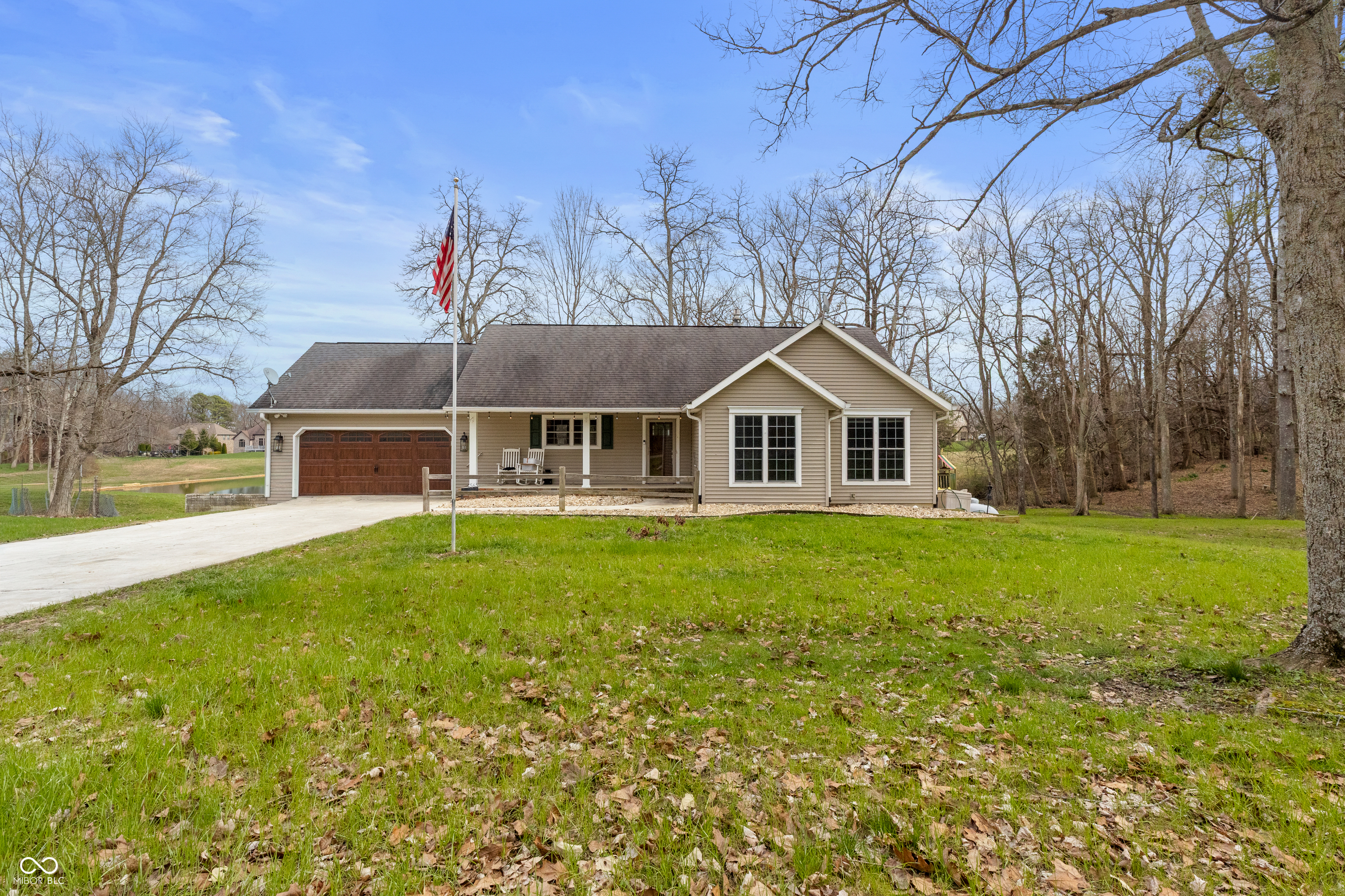 4565 West Carr Hill Road Columbus, IN 47201 - Photo 1 of 55 Gallery Image 1