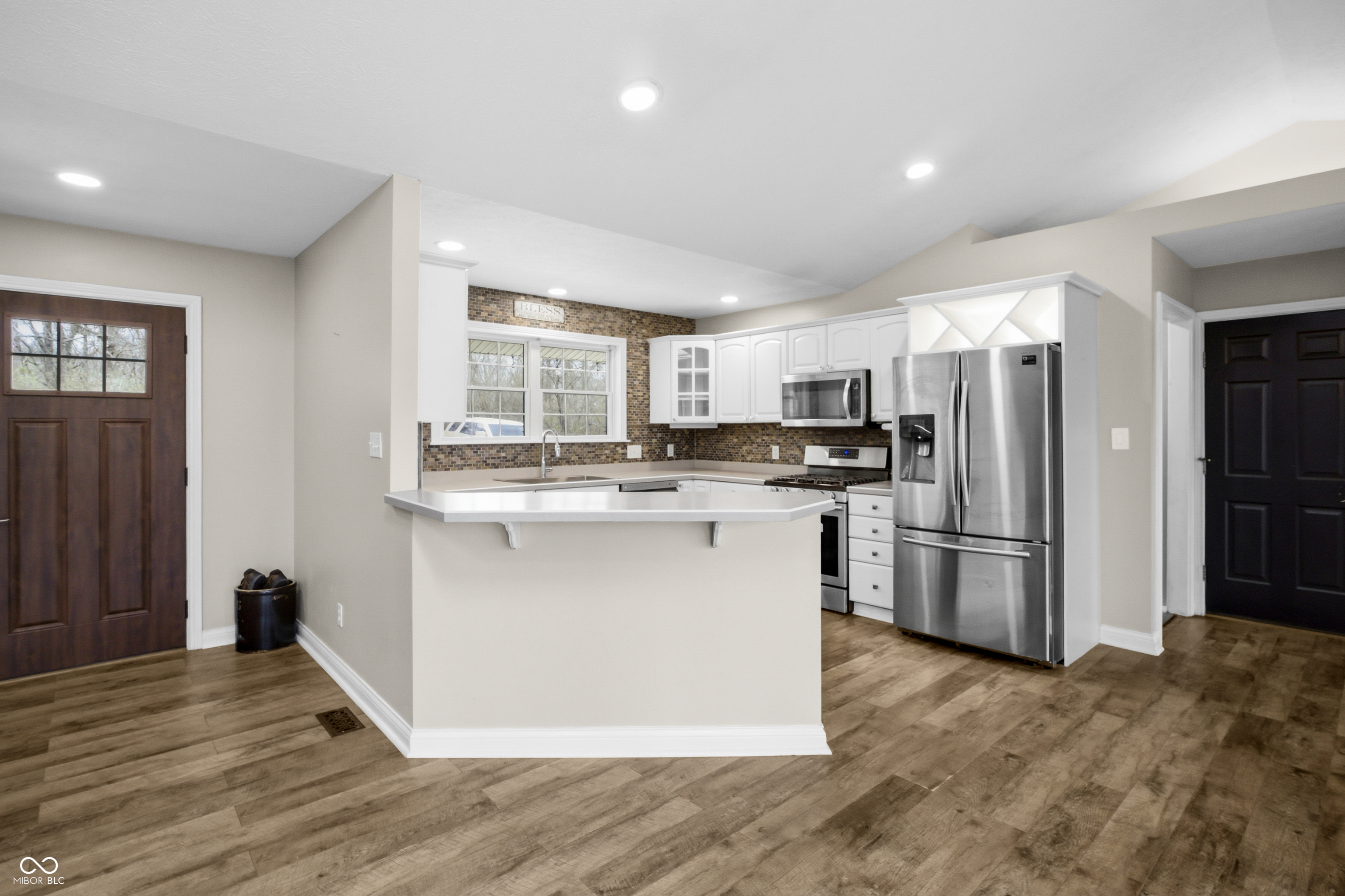 4565 West Carr Hill Road Columbus, IN 47201 - Photo 12 of 55 Gallery Image 12