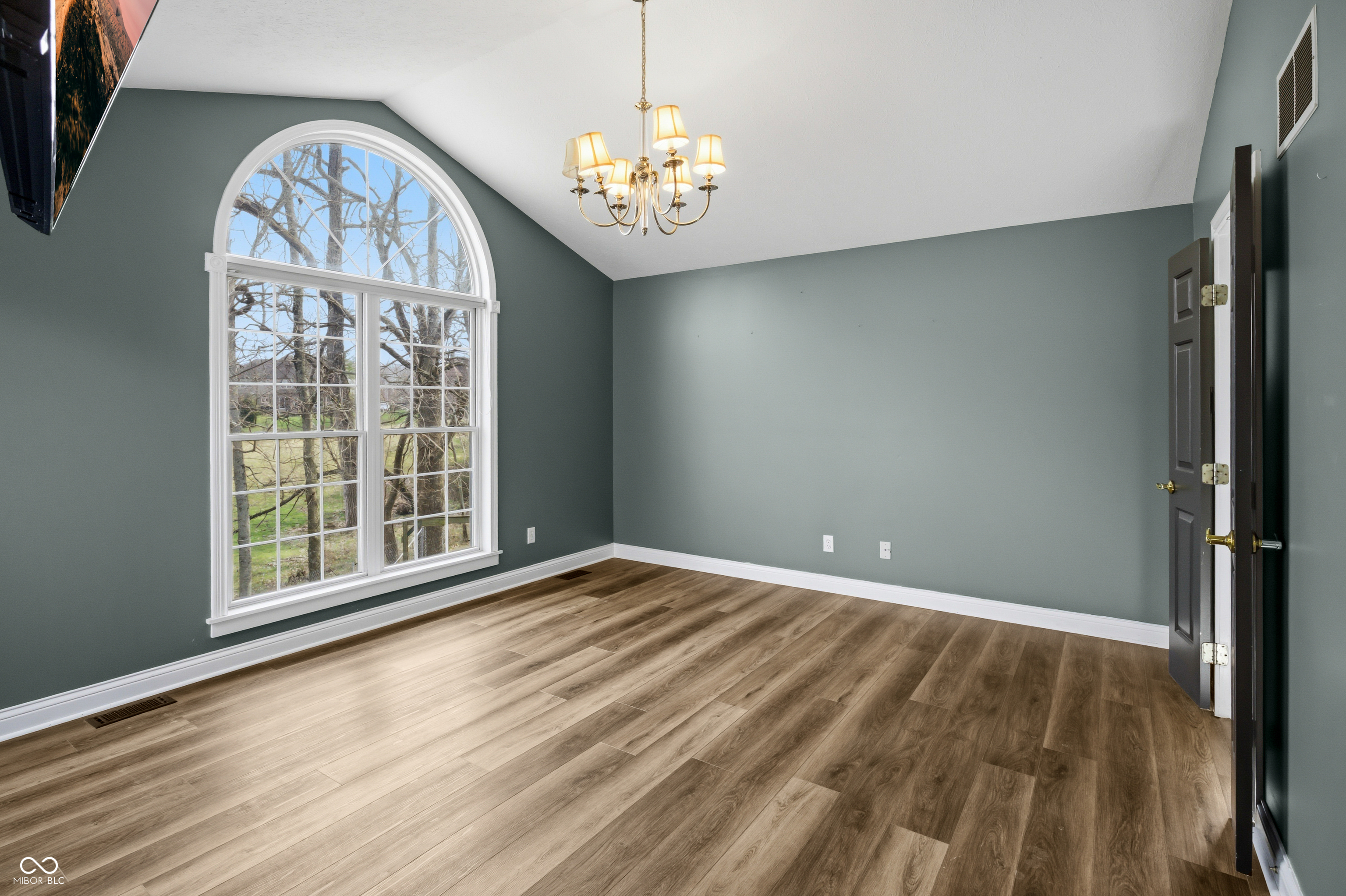 4565 West Carr Hill Road Columbus, IN 47201 - Photo 19 of 55 Gallery Image 19
