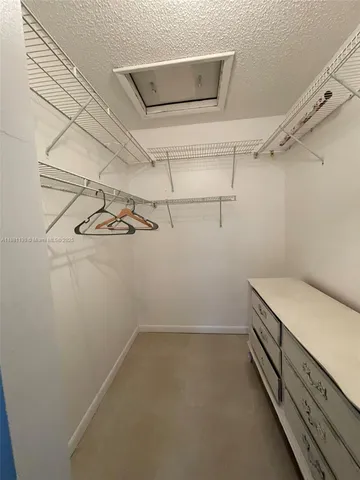 $3,000 | 2718 South University Drive, Unit 17C, Davie, FL 33328