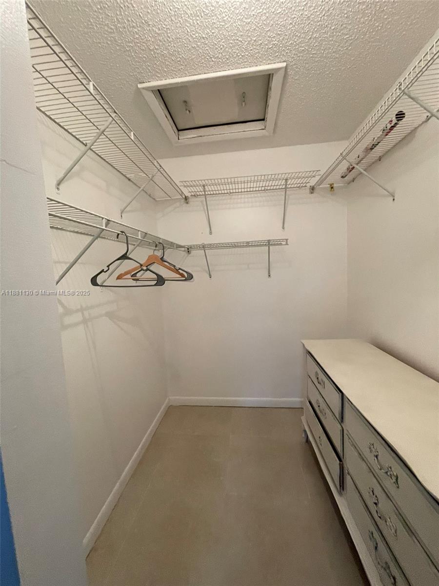 2718 South University Drive, Unit 17C Davie, FL 33328 - Photo 18 of 26 Primary Suite - Bedroom